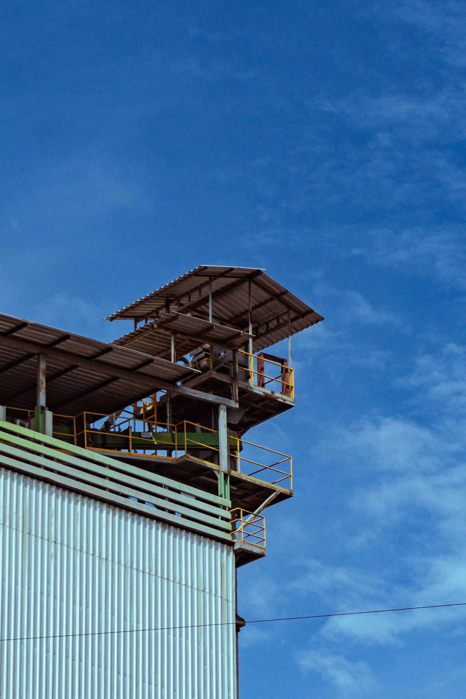 Metal roof installation and replacement in Arkansas