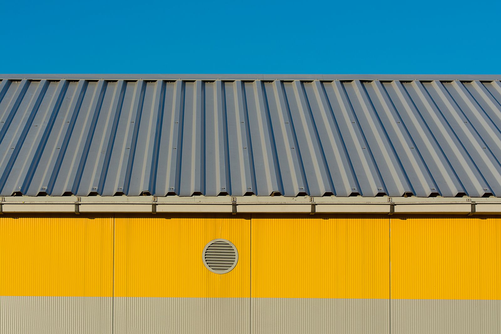Metal roof installation and replacement in Idaho