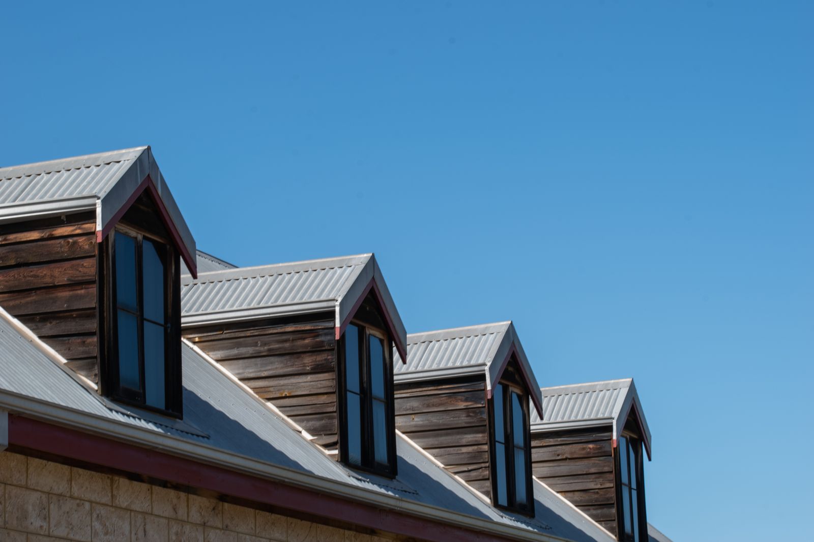Metal Roof Maintenance, Care and Lifespan