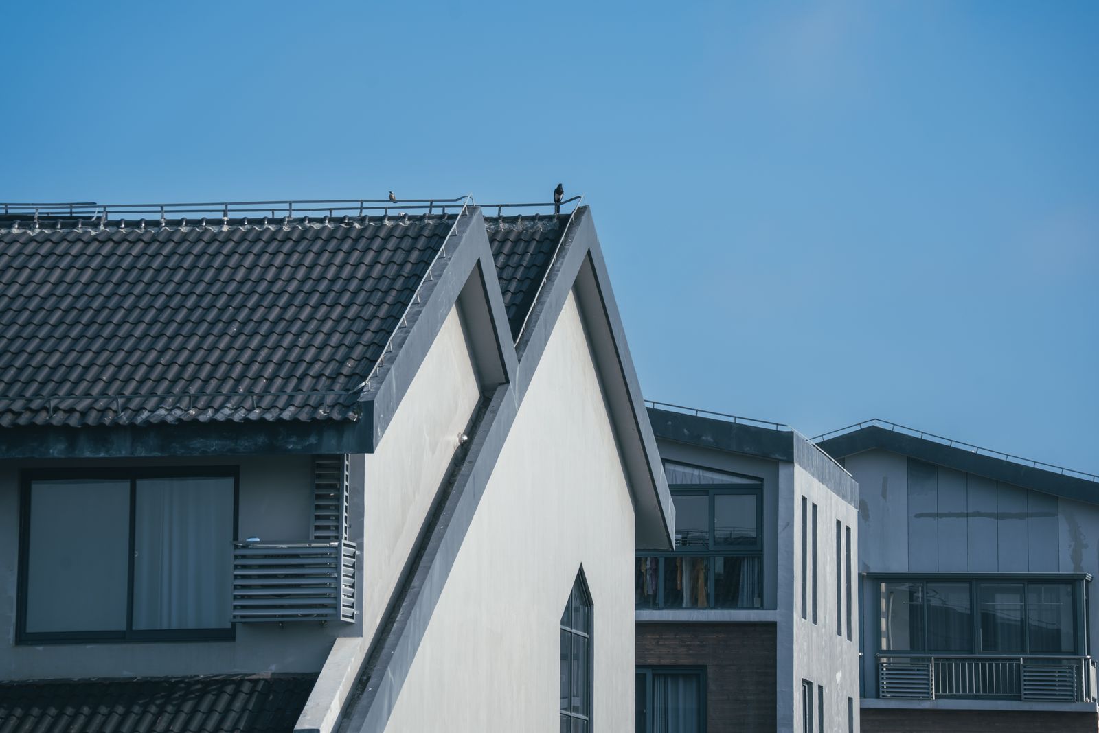 Metal roof installation and replacement in Michigan