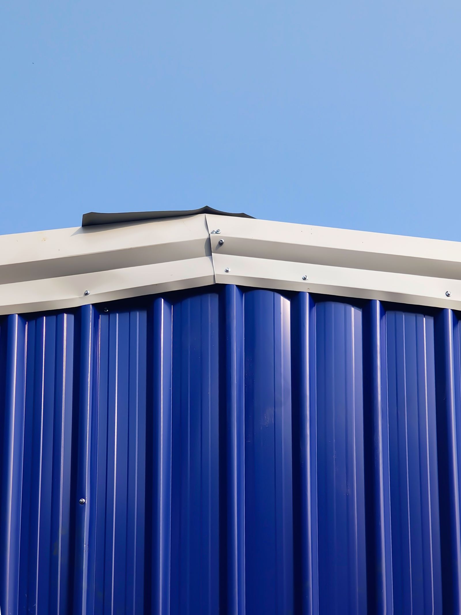 Cost to Replace a Roof With Metal