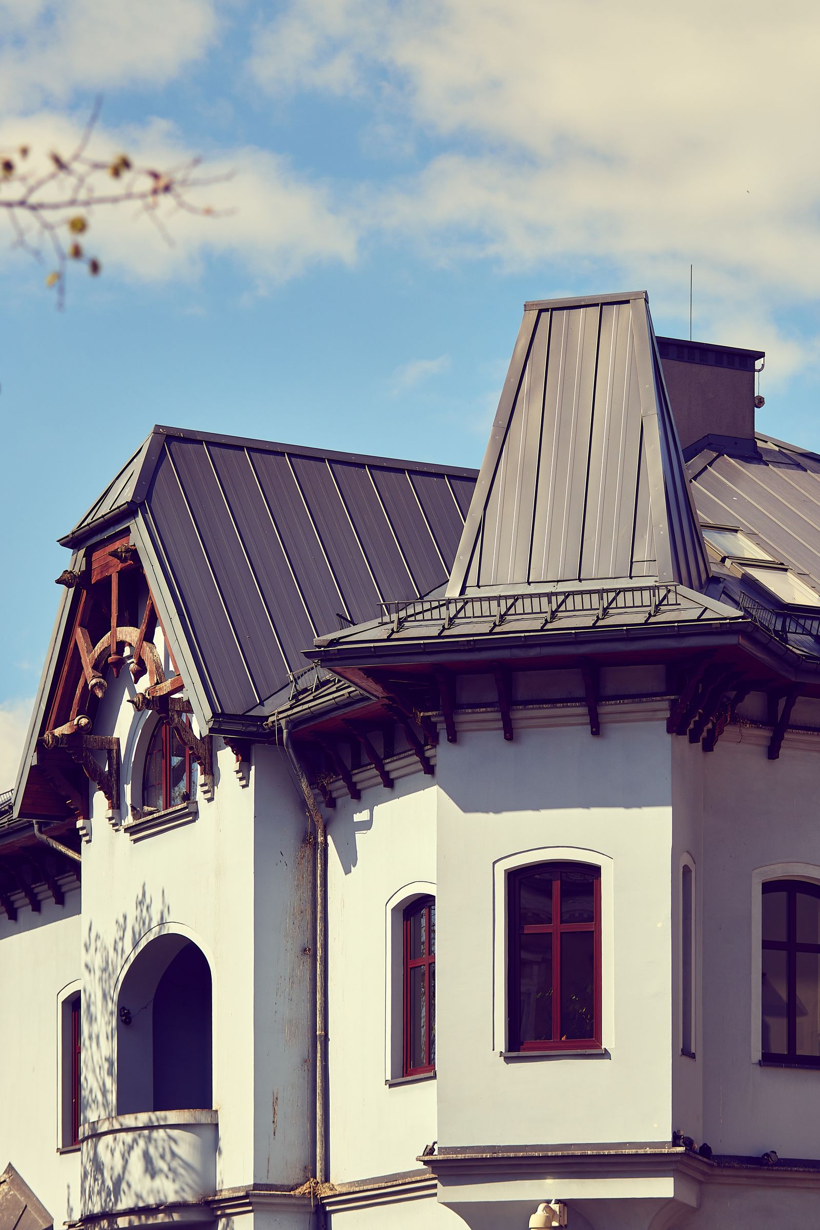 Standing Seam Metal Roof Supply and Manufacturers